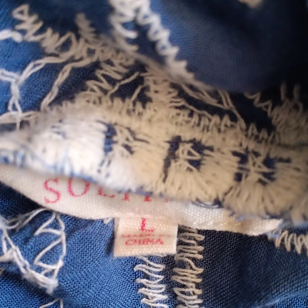 Solitaire Blue White Embroidered Bell Sleeve Blouse Scallop Hem Large Boho Top - Picture 7 of 7